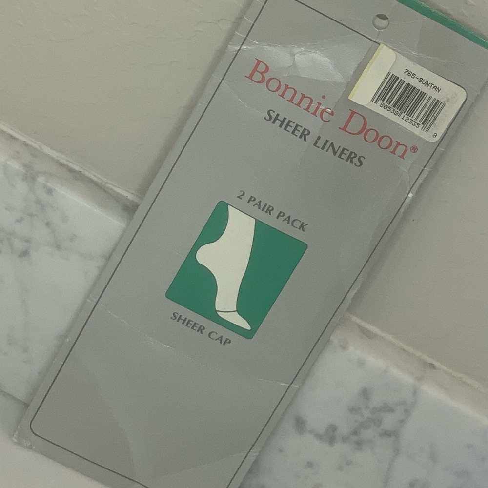 Bonnie Doon sheer toe caps